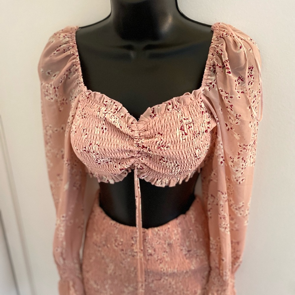 Boutique 2 piece pink floral set - Picture 3 of 4